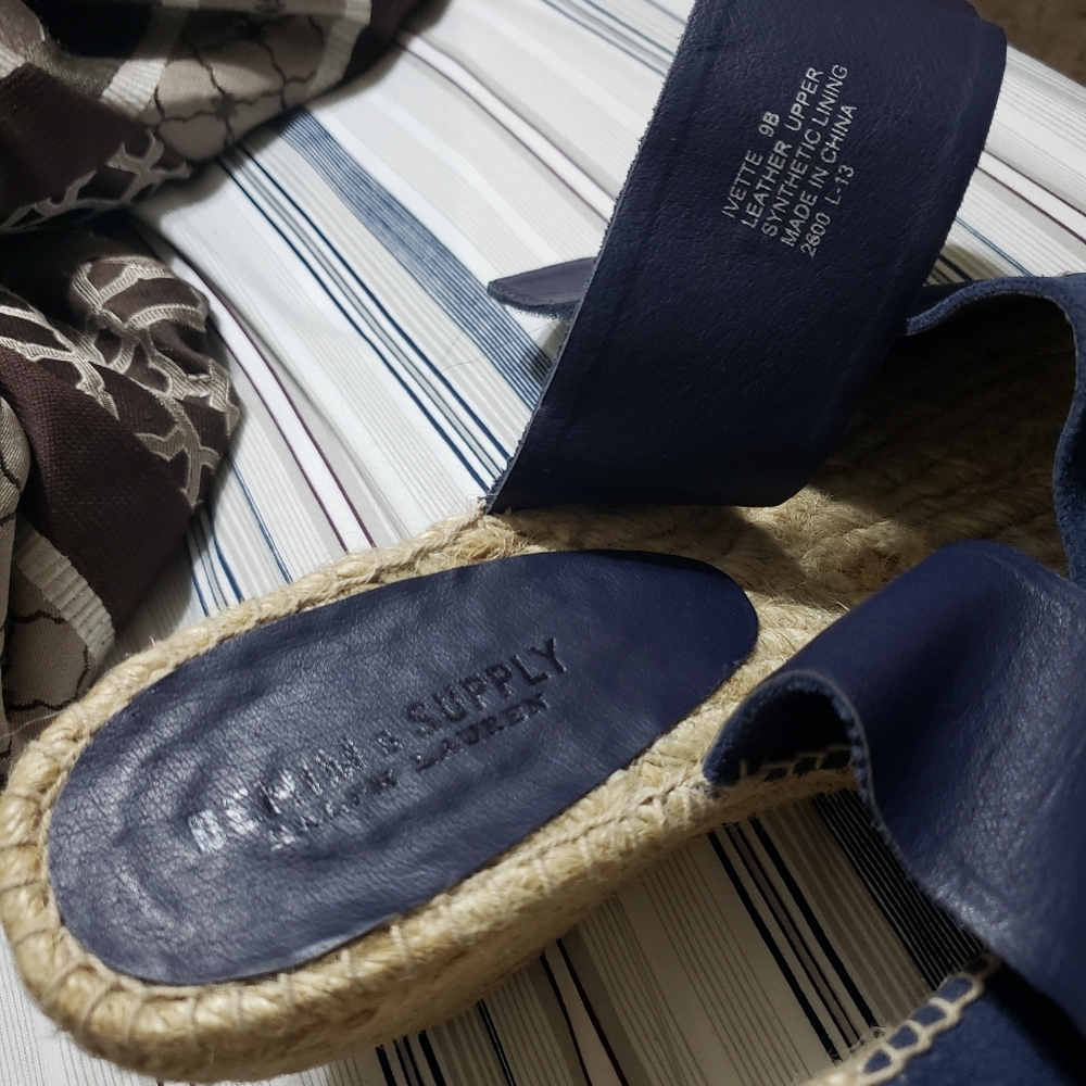 Sandals - Picture 5 of 7